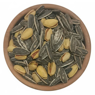 آجیل پسته و تخمه